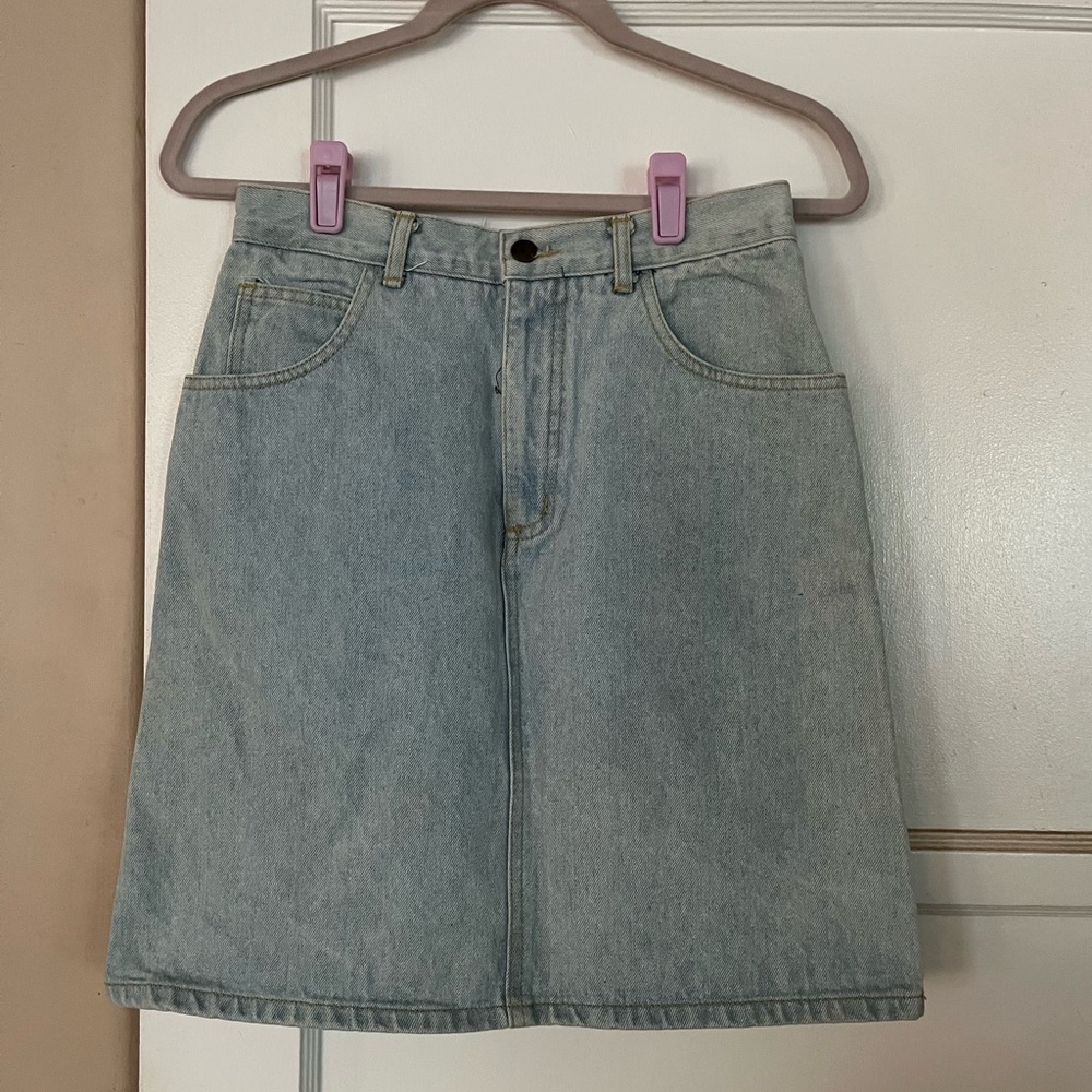Vintage Guess jean skirt.